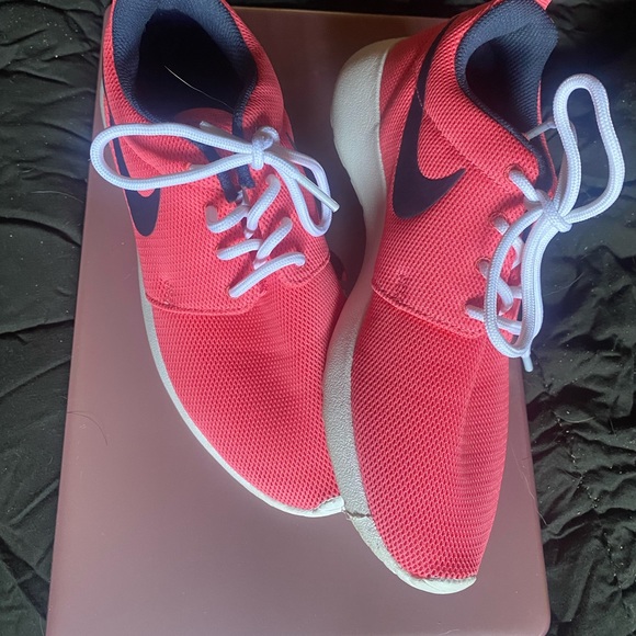 Nike Roshe run - Picture 2 of 5